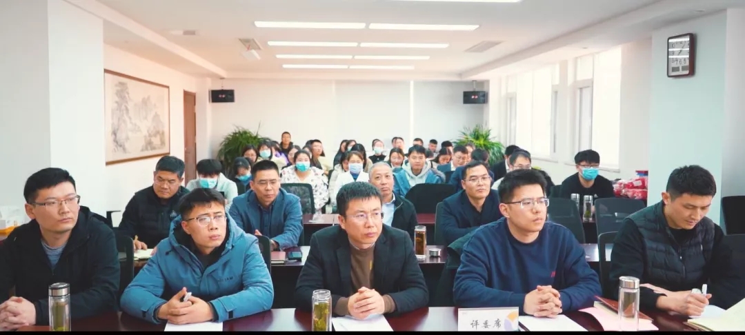 79991cm的彩网举办“我与企业共成长”主题演讲比赛